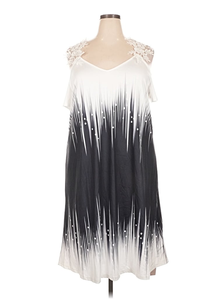 Emery Rose Cocktail Dress In White