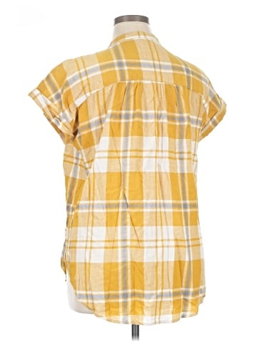 Caslon Short Sleeve Button-Down Shirt (view 2)
