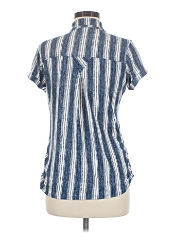 Derek Heart Short Sleeve Button-Down Shirt (view 2)