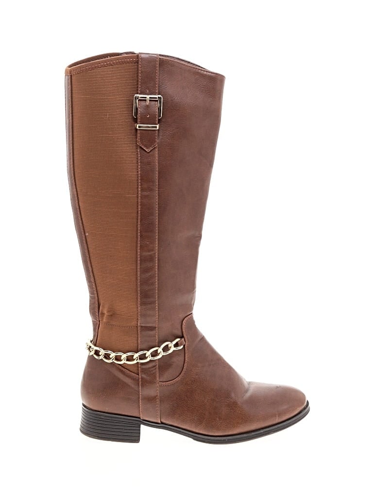 Pre-owned Shoedazzle Boots In Brown