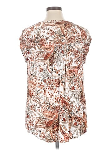 Daniel Rainn Sleeveless T-Shirt (view 2)