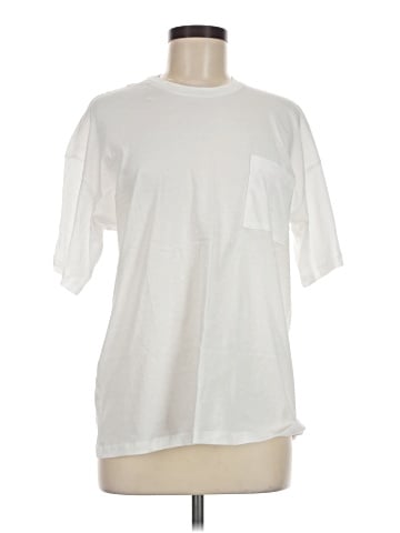 Victoria's Secret Short Sleeve T-Shirt (view 1)