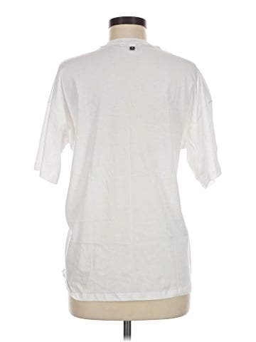 Victoria's Secret Short Sleeve T-Shirt (view 2)