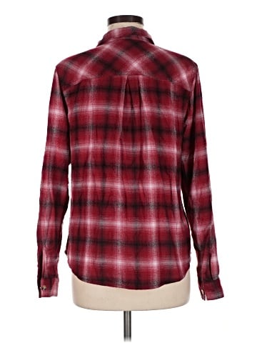 Maurices Long Sleeve Button-Down Shirt (view 2)