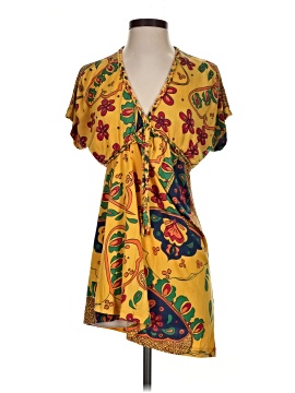 Nieves Lavi Casual Dress (view 1)