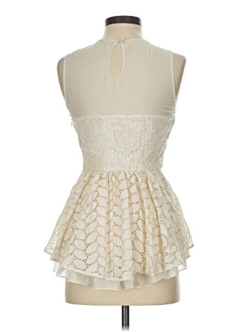 Floreat Sleeveless Blouse (view 2)