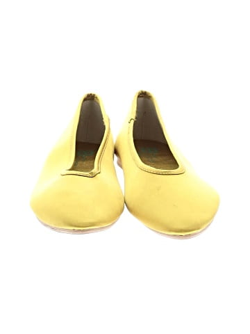 BC Footwear Flats (view 2)