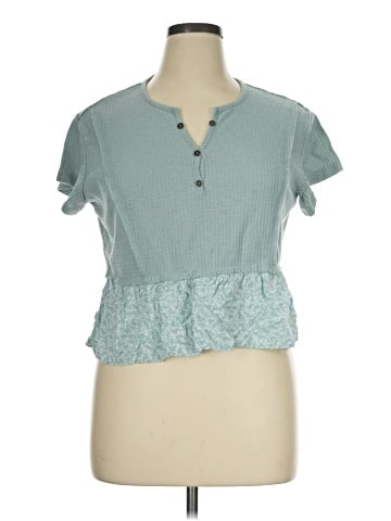 Gypsies & Moondust Short Sleeve Henley (view 1)