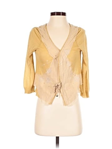 Hanii Y 3/4 Sleeve Blouse (view 1)