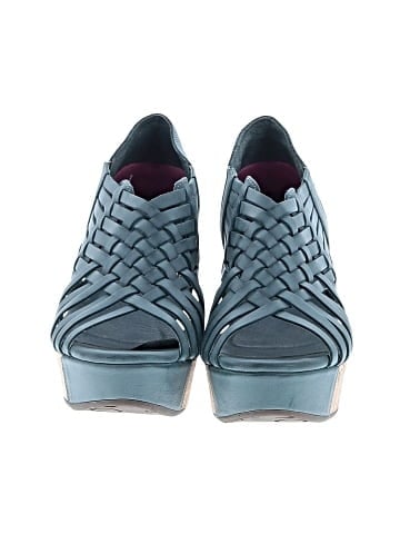 Chocolat Blu Wedges (view 2)