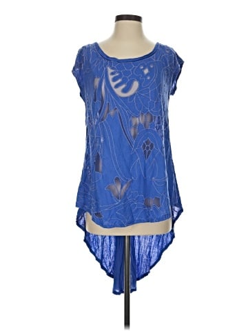 New Romantics Sleeveless Blouse (view 1)