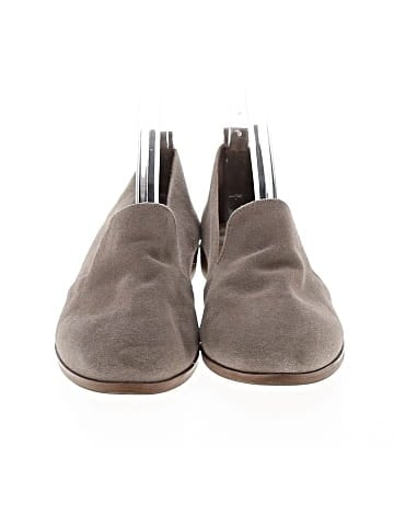 Crown Vintage Flats (view 2)