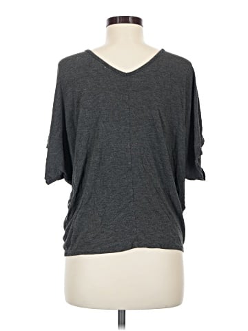 Rosette 3/4 Sleeve T-Shirt (view 2)