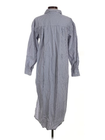 Old Navy Casual Dress (view 2)