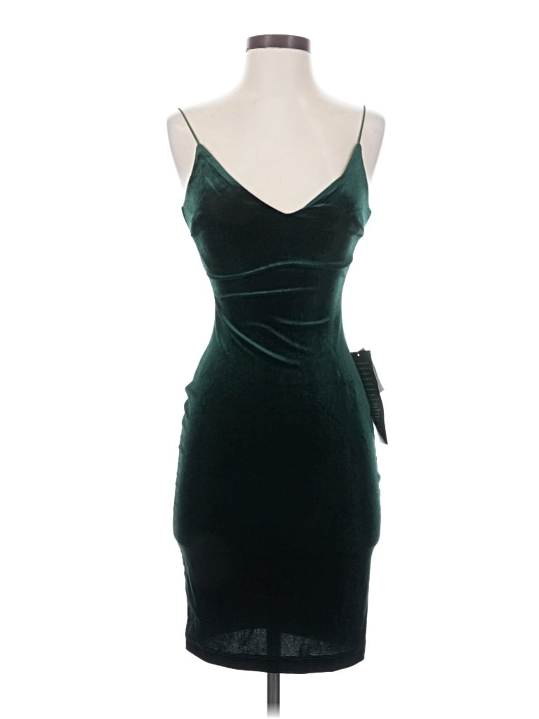 B. Smart Cocktail Dress In Green