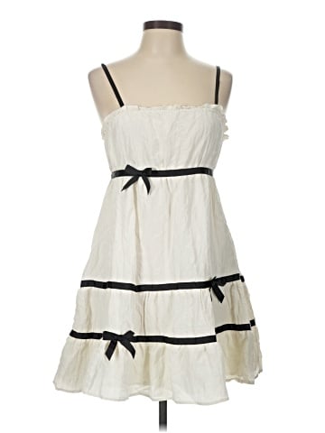 Illa Illa Casual Dress (view 1)