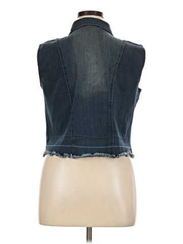 Cato Sleeveless Button-Down Shirt (view 2)