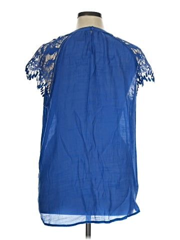 Liv Sleeveless Blouse (view 2)