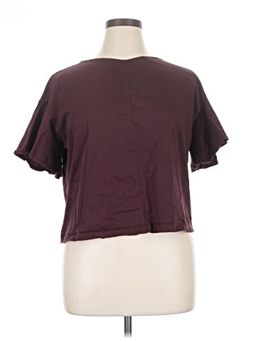 Uniqlo Short Sleeve T-Shirt (view 1)
