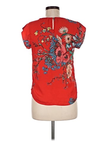 Lily White Short Sleeve Blouse (view 2)