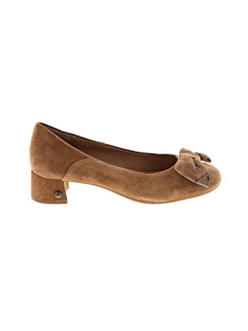 Ugg Flats (view 1)