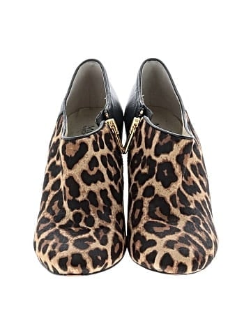 MICHAEL Michael Kors Ankle Boots (view 2)