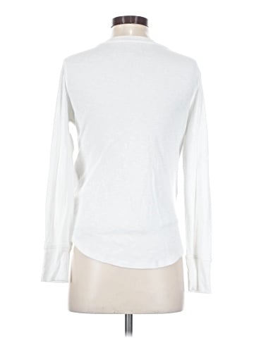 Gap - Maternity 3/4 Sleeve T-Shirt (view 2)