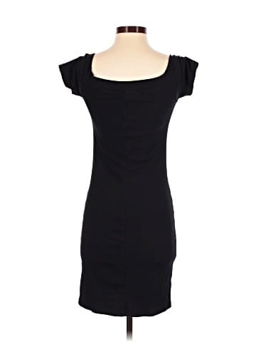 Old Navy Casual Dress (view 2)
