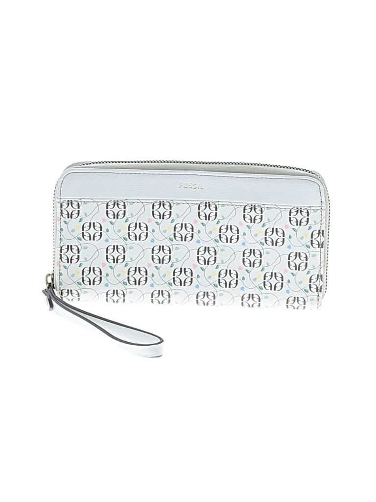 Pre-owned Fossil Wristlet In White