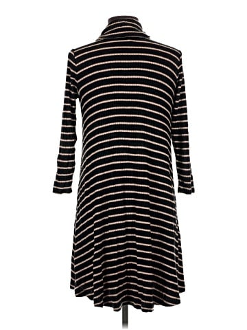 American Eagle Outfitters Casual Dress (view 2)