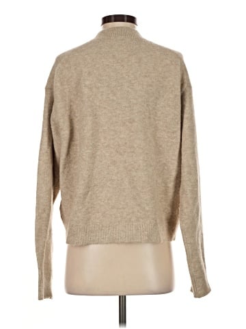 Uniqlo Cardigan (view 2)