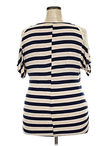 Naif Short Sleeve Top (view 2)