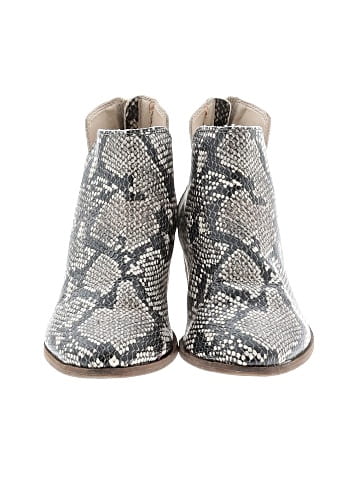 Dolce Vita Ankle Boots (view 2)