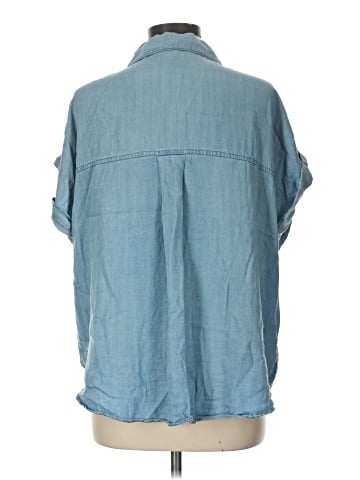 Lulus 3/4 Sleeve Button-Down Shirt (view 2)