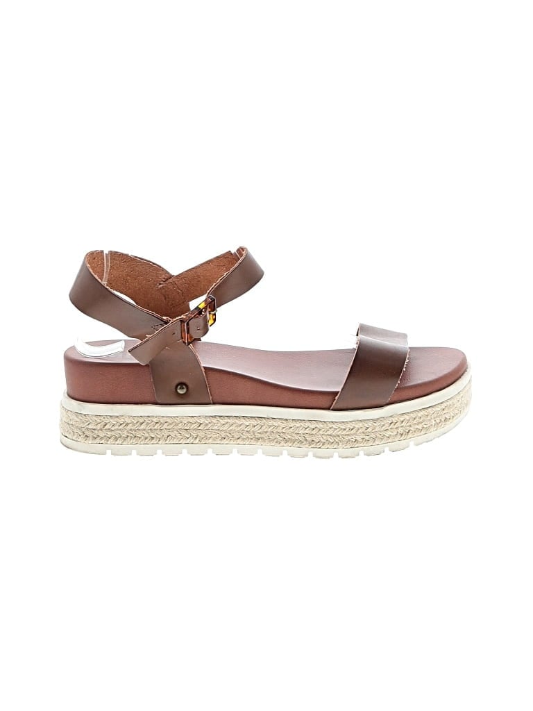 Pre-owned Mia Sandals In Brown