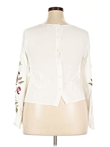 Cupcakes & Cashmere 3/4 Sleeve Top (view 2)