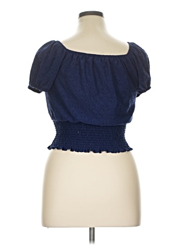 Almost Famous Short Sleeve Top (view 2)