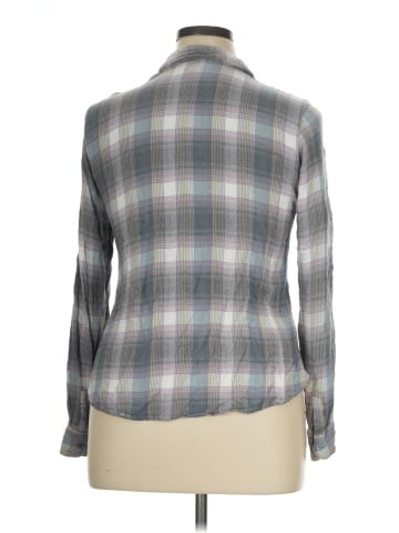 Maurices Long Sleeve Button-Down Shirt (view 2)