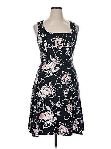 Scarlett Cocktail Dress (view 1)