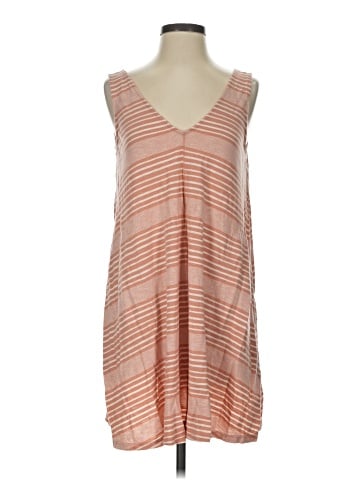 American Eagle Outfitters Casual Dress (view 1)