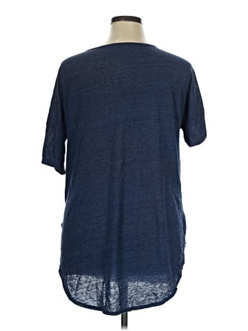 Old Navy Short Sleeve T-Shirt (view 2)