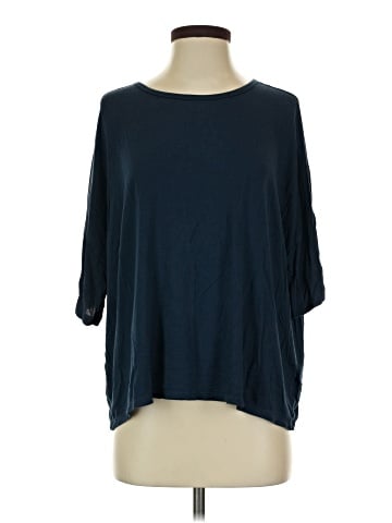 Old Navy Short Sleeve T-Shirt (view 1)