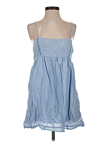 Urban Outfitters Casual Dress (view 1)