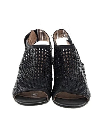 Sonoma Goods for Life Sandals (view 2)