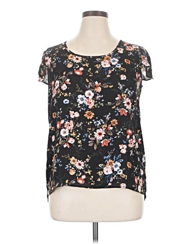 Charming Charlie Short Sleeve Blouse (view 1)