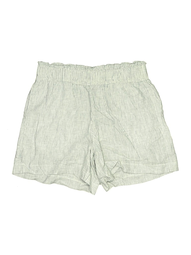 Pre-owned Quince Shorts In Green
