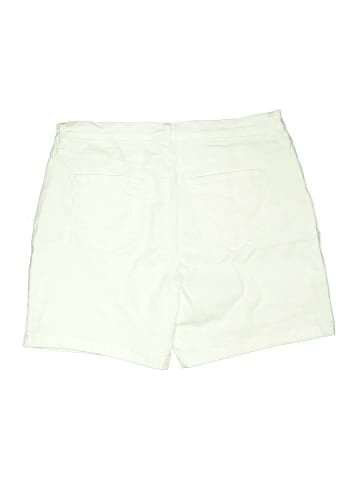 Gloria Vanderbilt Khaki Shorts (view 2)
