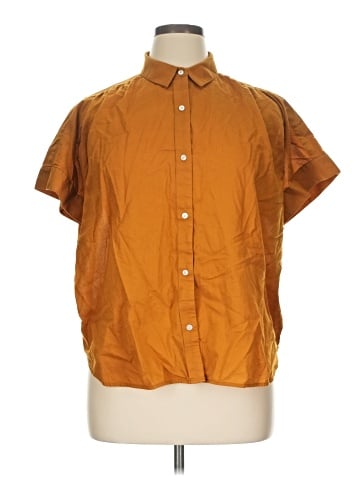 Everlane Short Sleeve Button-Down Shirt (view 1)