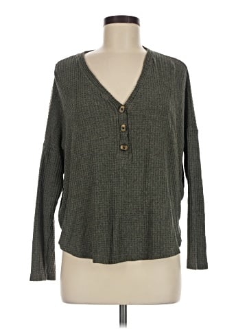 American Eagle Outfitters Pullover Sweater (view 1)