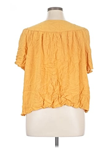 a.n.a. A New Approach Short Sleeve Blouse (view 2)